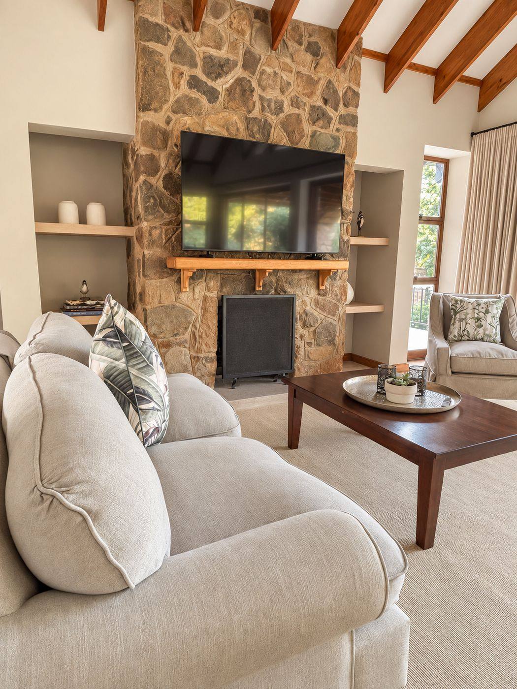 Lounge and fireplace